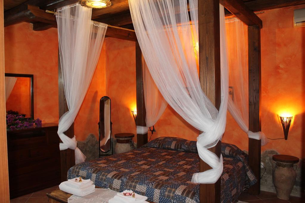 Casa Vacanze Borgo Borghese Sant'Alessio Siculo Phòng bức ảnh